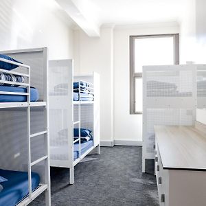 Bed 6-Bed Female Dormitory Room